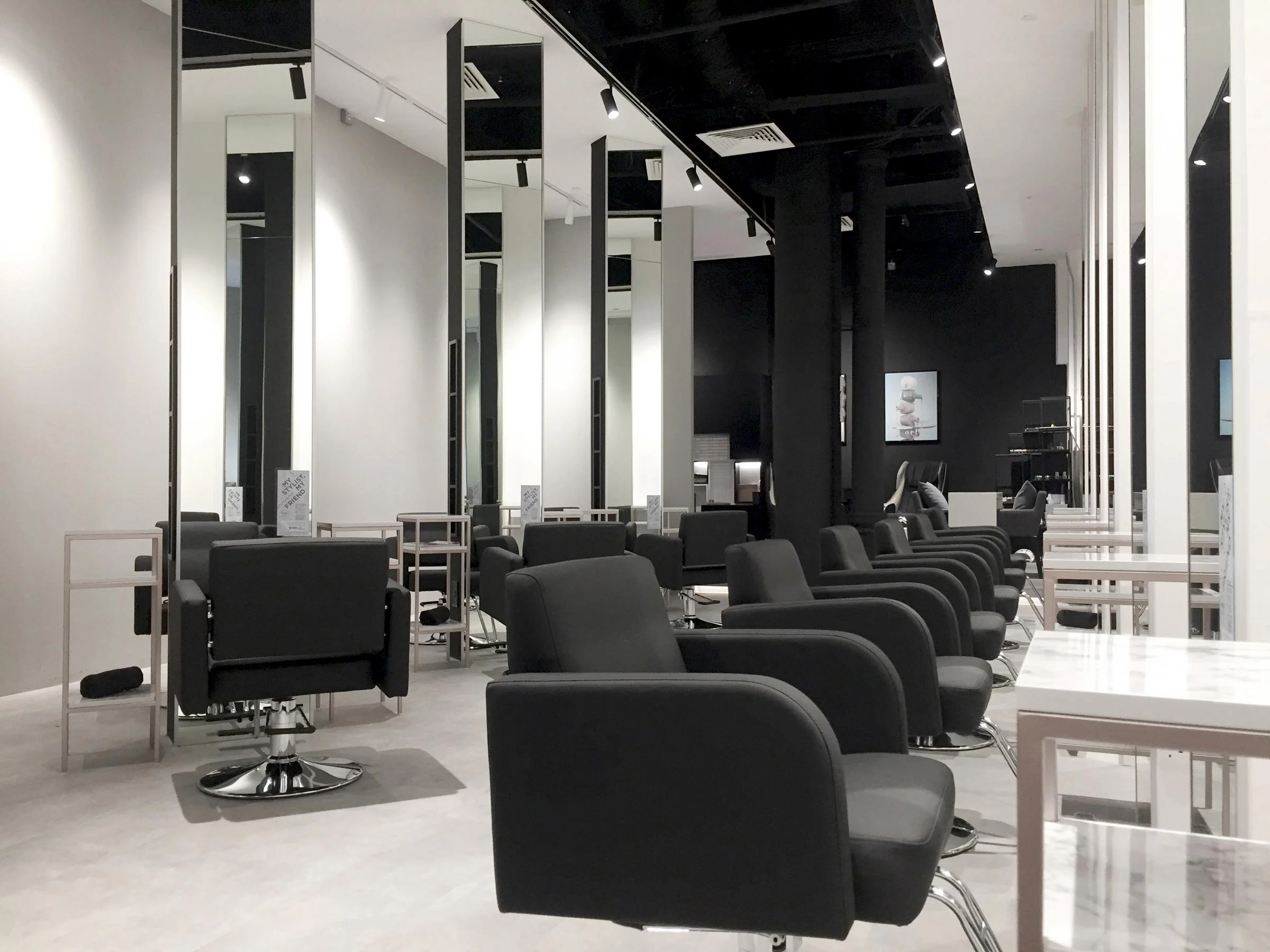 Located in the heart of the city centre – Millenia Walk mall, to be specific, Be Salon begins its humble journey to help individuals from all walks of life through hairdressing.