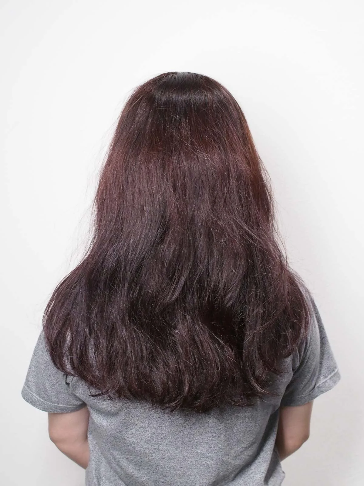 Coarse and frizzy hair before Japanese Airy Hair Treatment