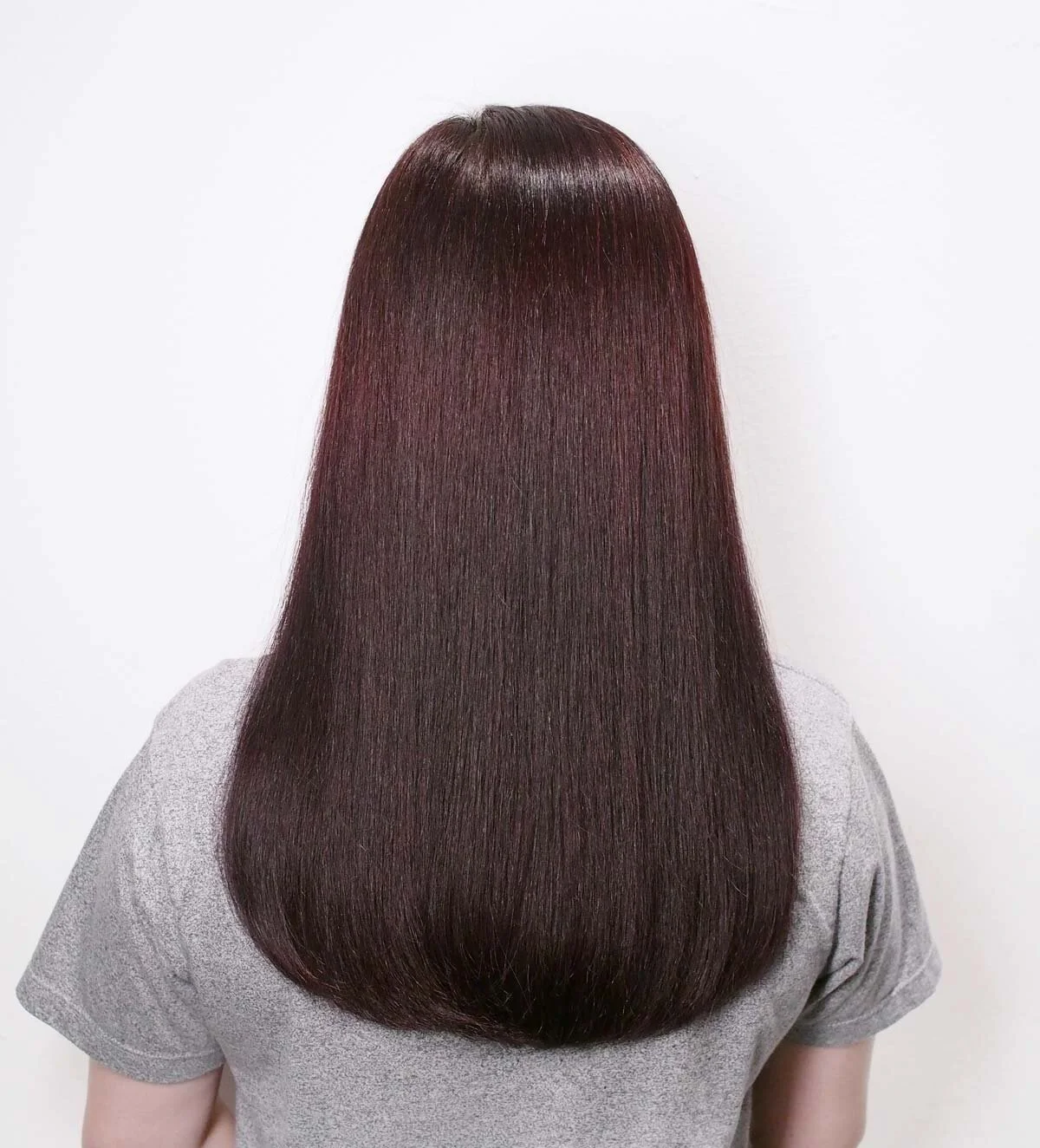 Can you see the immediate transformation? The hair already looks so soft and shiny during blow dry!