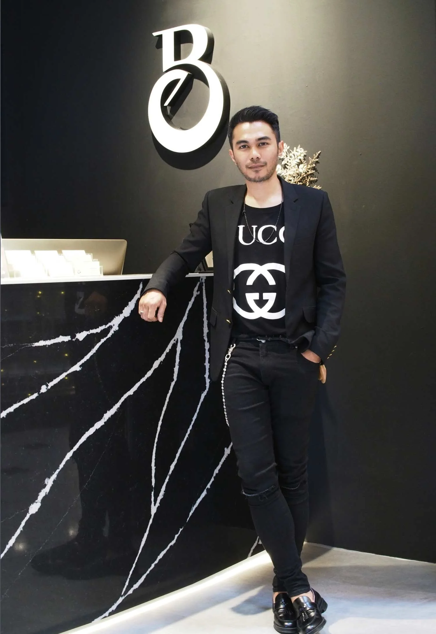 “Consumers in Singapore expect good service but how many businesses really practise it? It was an eye-opener for me when I went to Japan for the first time, about three years ago. Hands down the best service ever experienced. I observed their working attitude, gestures and culture. Most of the service industry in Singapore pales in comparison. Being inspired by their attitude, I hope to introduce this into the hair industry of Singapore, which is why I train my team to always consider the whole salon experience for the clients and instill the positive values in our work.”